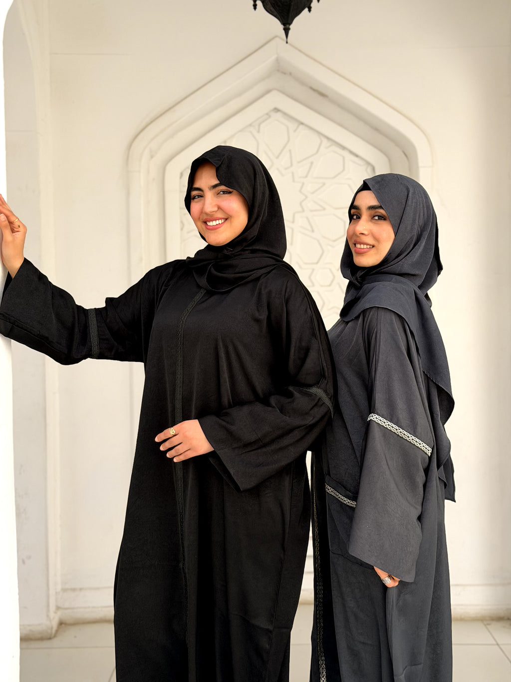 Yaqeen Abaya – Charcoal Grey